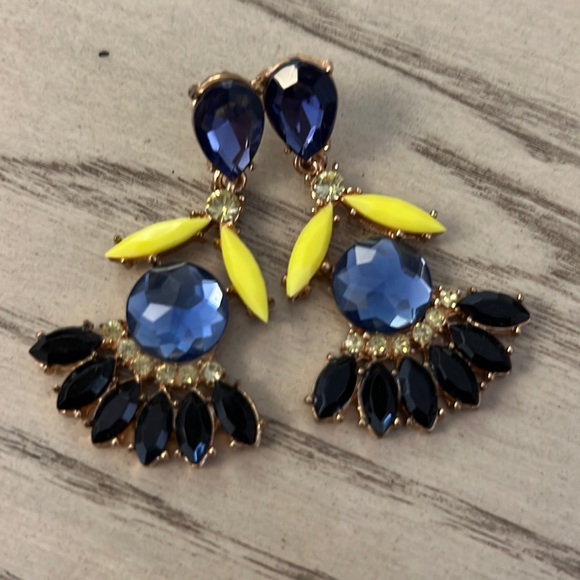 Statement vintage earrings - Picture 1 of 3